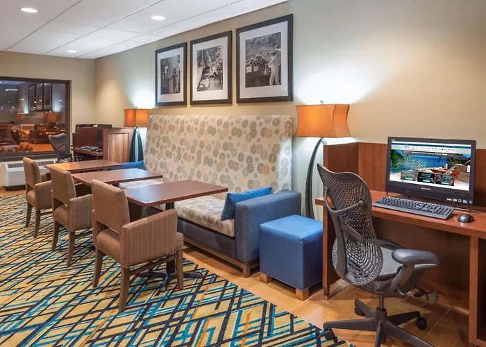 Hampton Inn