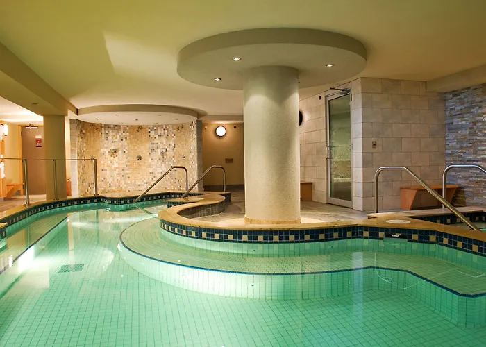 Banff Caribou Lodge And Spa