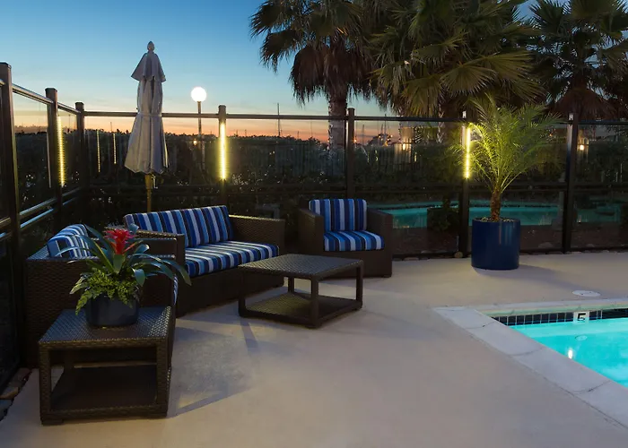 The Marina Inn On San Francisco Bay