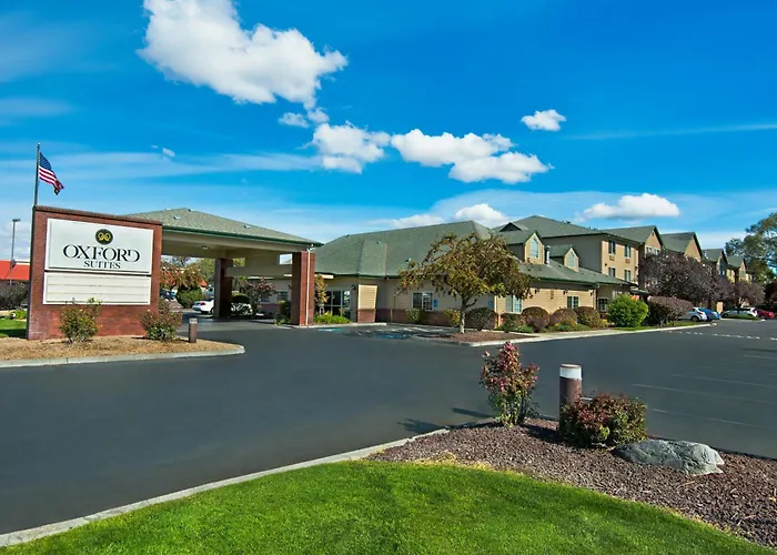Oxford Suites Hermiston