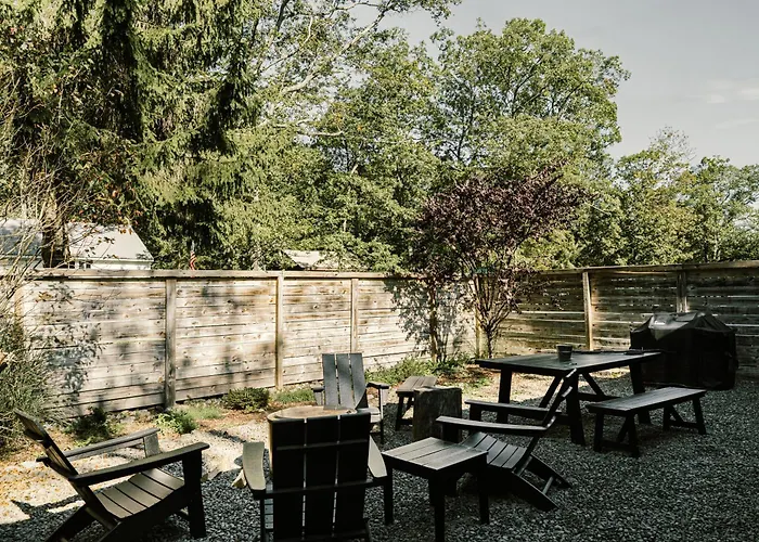 The Rex Hotel Greentown