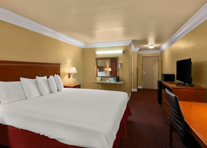 Best Western Willits Inn