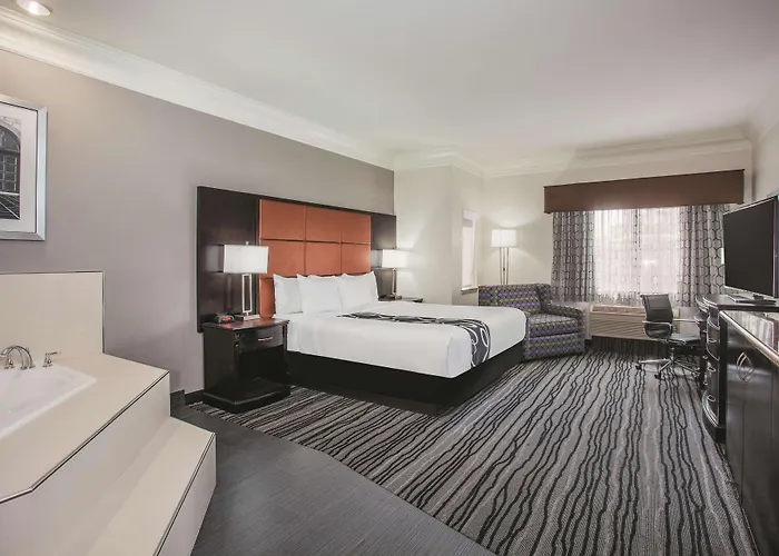 La Quinta By Wyndham Dublin - Pleasanton Hotel