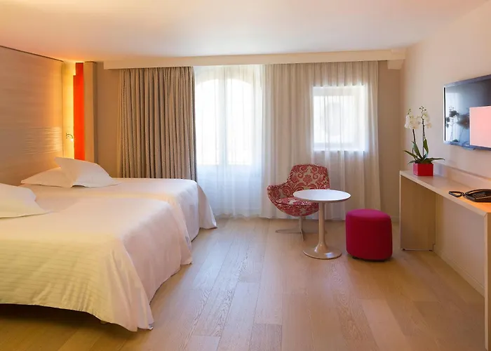 Hotel & Spa Oceania L'Univers Tours