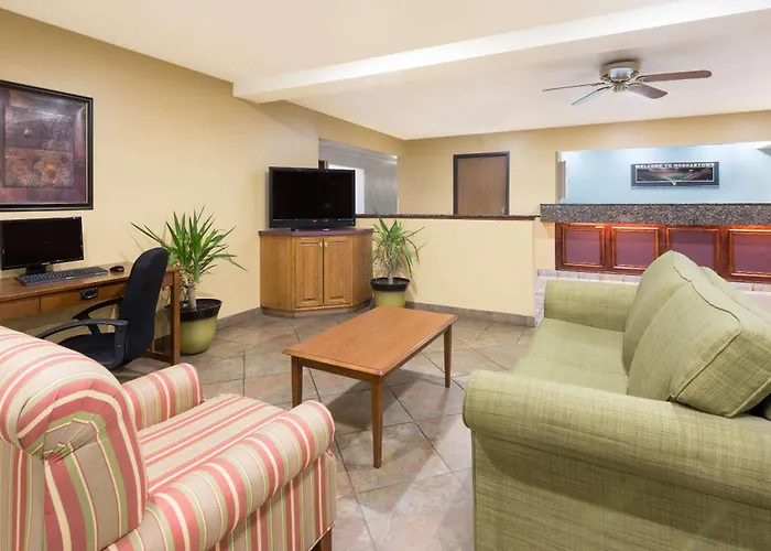 Super 8 By Wyndham Morgantown