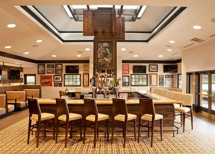 Sonesta Atlanta Airport South Hotel College Park