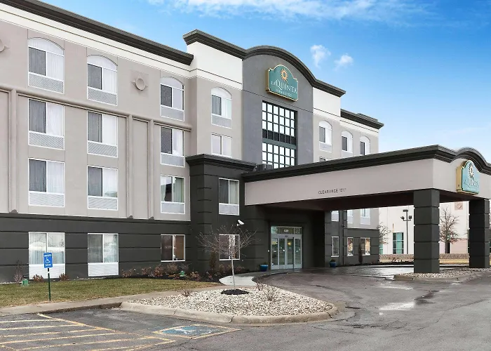 La Quinta By Wyndham Omaha Airport Downtown Hotel Carter Lake