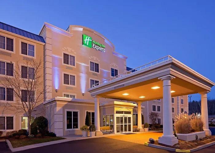 Holiday Inn Express Boston-Milford By Ihg