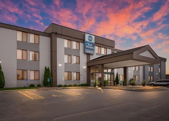 Best Western Waukesha Grand
