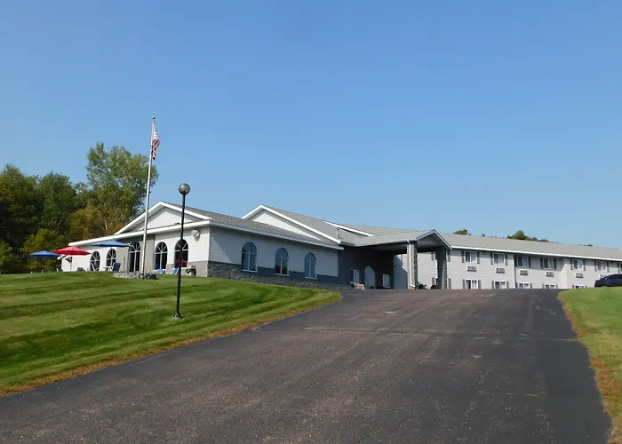 Northwoods Best Inn - Chetek