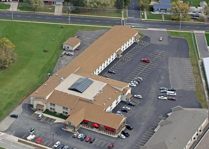 Woodfield Inn And Suites
