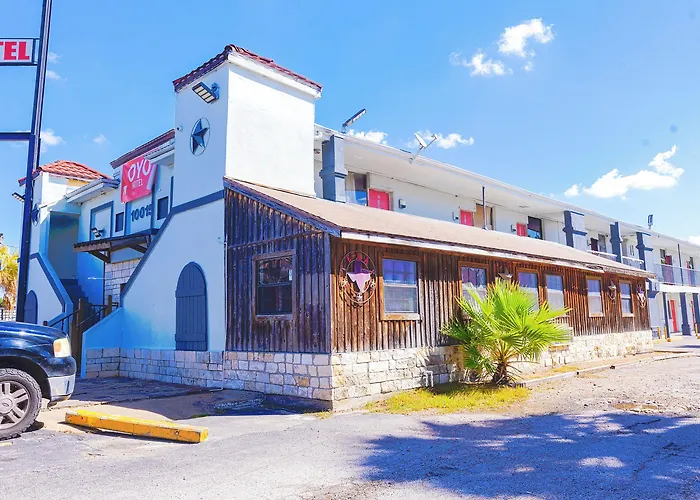Oyo Hotel Houston, Tx Near Medical Center Nrg Stadium