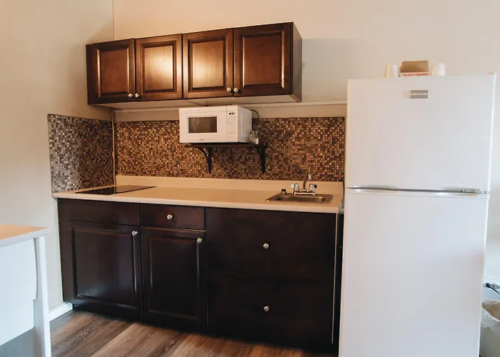 Canadas Best Value Inn And Suites Fernie
