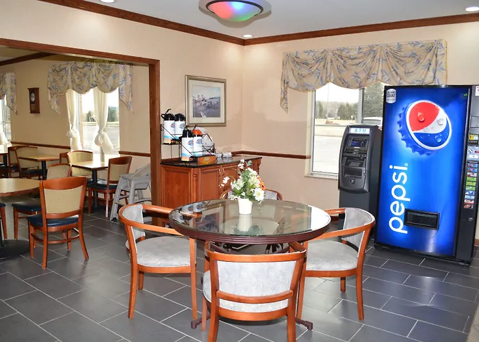 Baymont By Wyndham Waterford/Burlington Wi Hotel