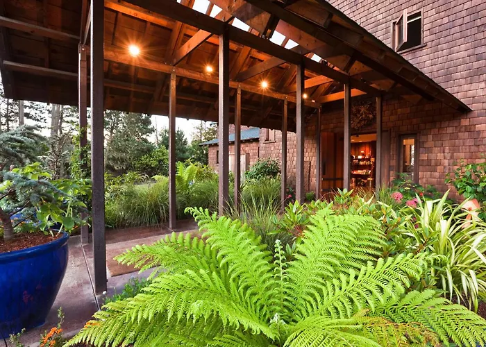 Brewery Gulch Inn & Spa