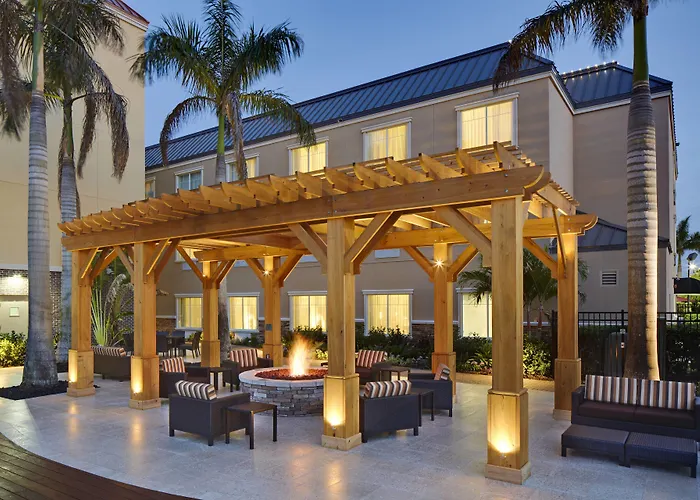 Courtyard By Marriott Sarasota At University Town Center