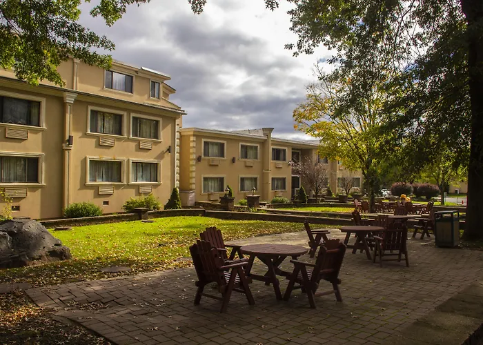 Villa Roma Resort And Conference Center