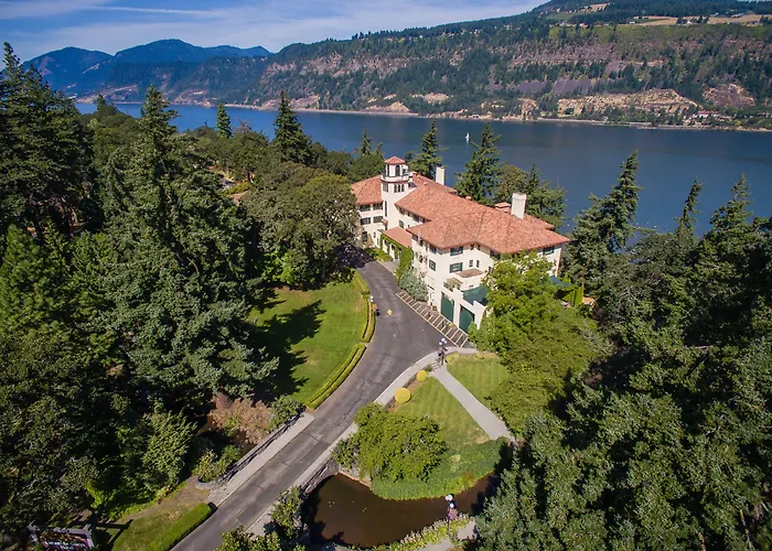 Columbia Gorge Hotel & Spa