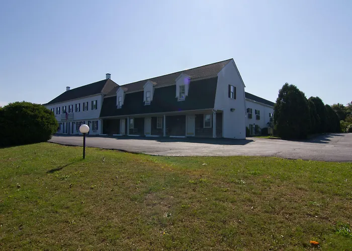 Sandwich Lodge & Resort