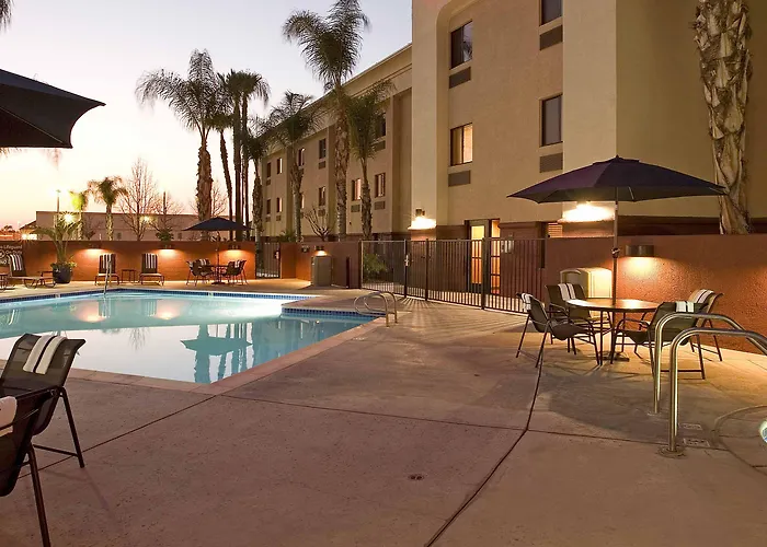 Best Western Plus Arrowhead Hotel