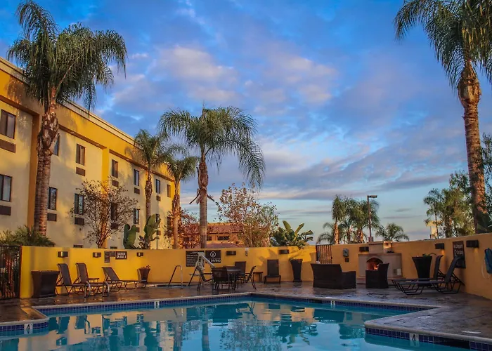 Best Western Plus Arrowhead Hotel