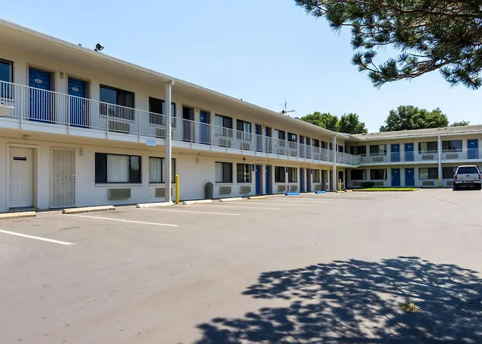 Motel 6-Redding, Ca - Central