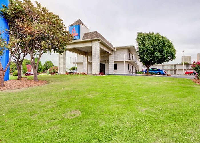 Studio 6 Midwest City, Ok - Oklahoma City