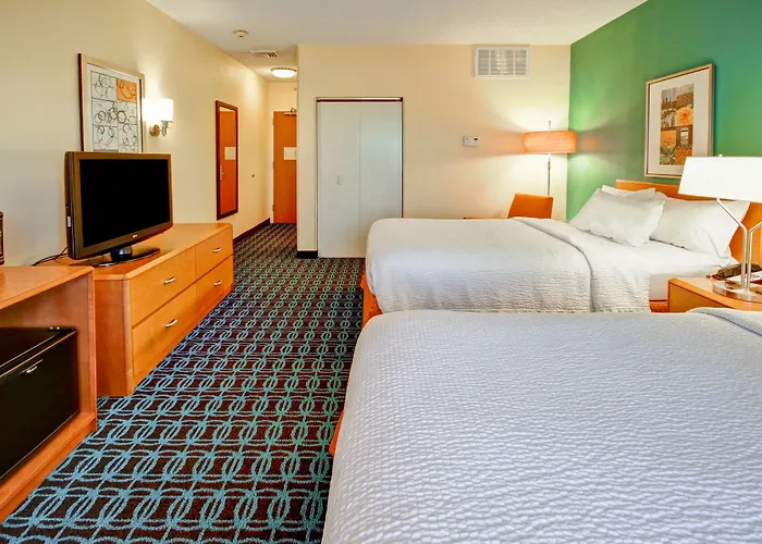 Fairfield Inn & Suites By Marriott Saratoga Malta
