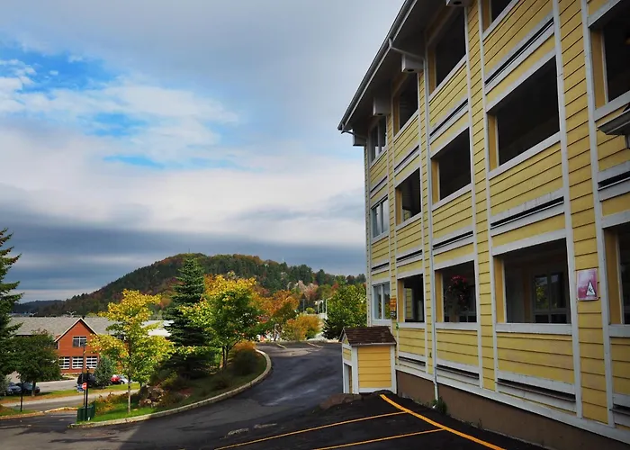 Hotel And Suites Les Laurentides
