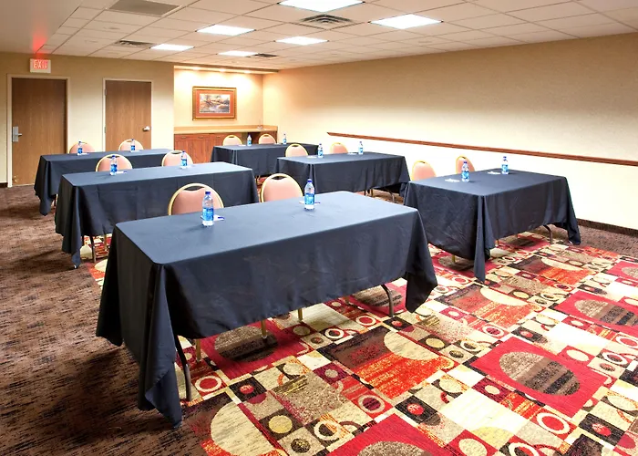 Holiday Inn Express Hotel & Suites Bowling Green By Ihg