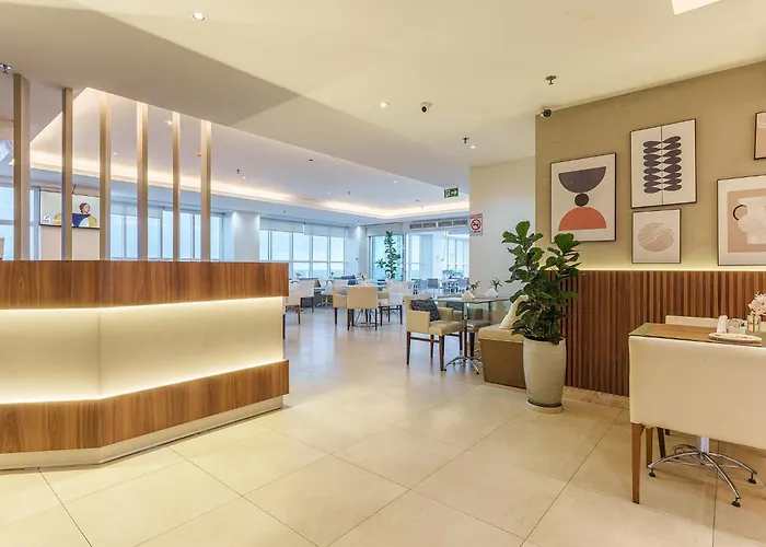 Saint Moritz Hplus Express Brasilia