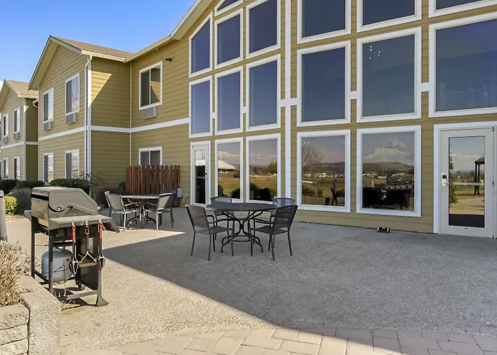 Best Western Plus Grapevine Inn