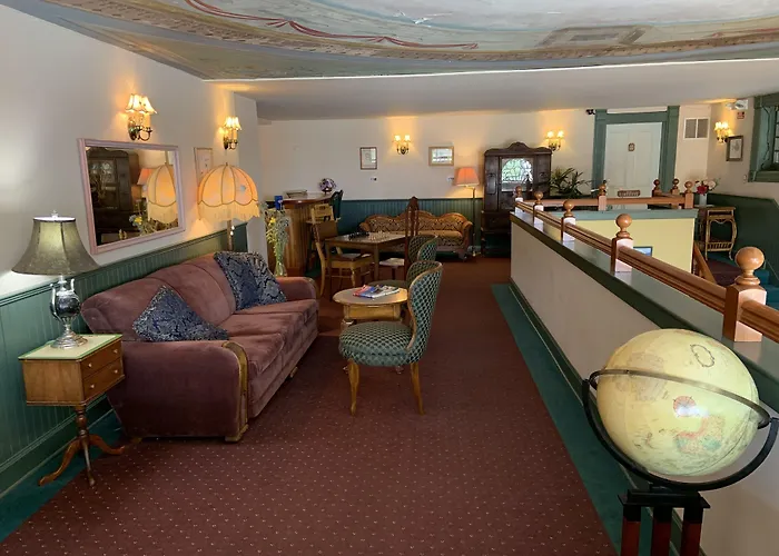 The Palace Hotel