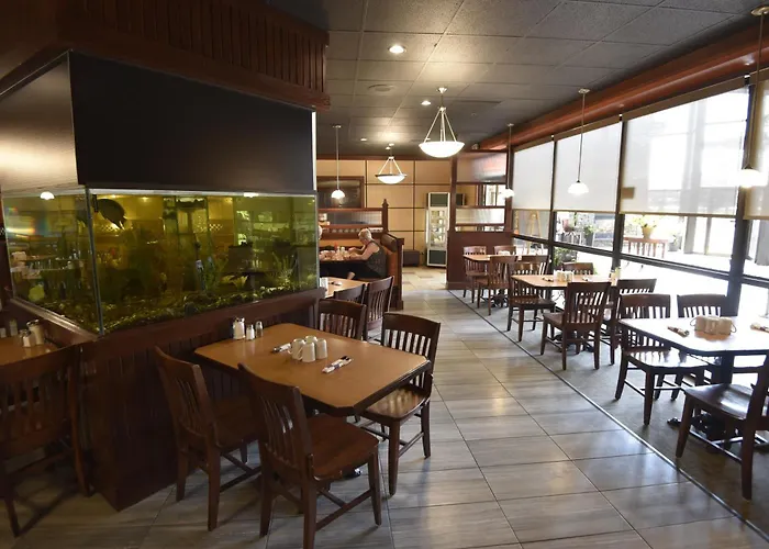 Tropical Inn - North Battleford