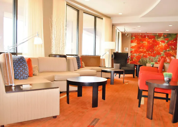 Courtyard By Marriott Salina Hotel