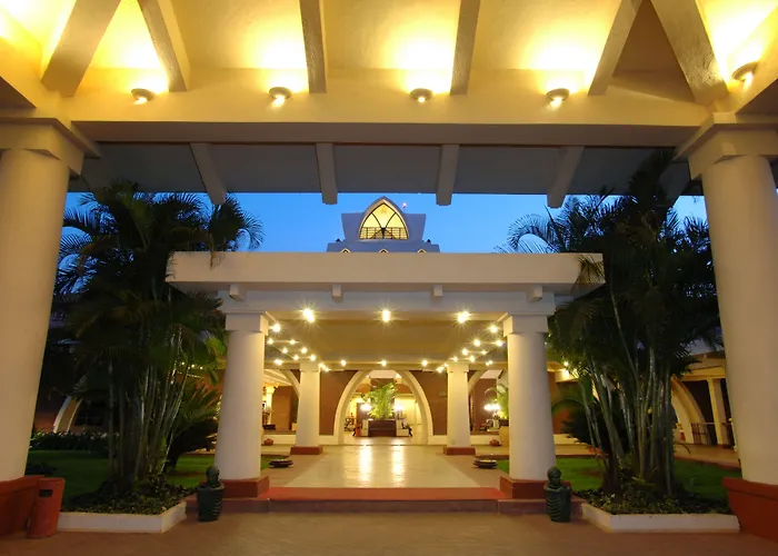 Caravela Beach Resort