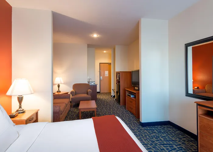 Holiday Inn Express & Suites Alamosa By Ihg