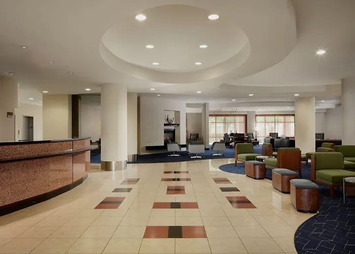 Courtyard By Marriott Winchester Medical Center