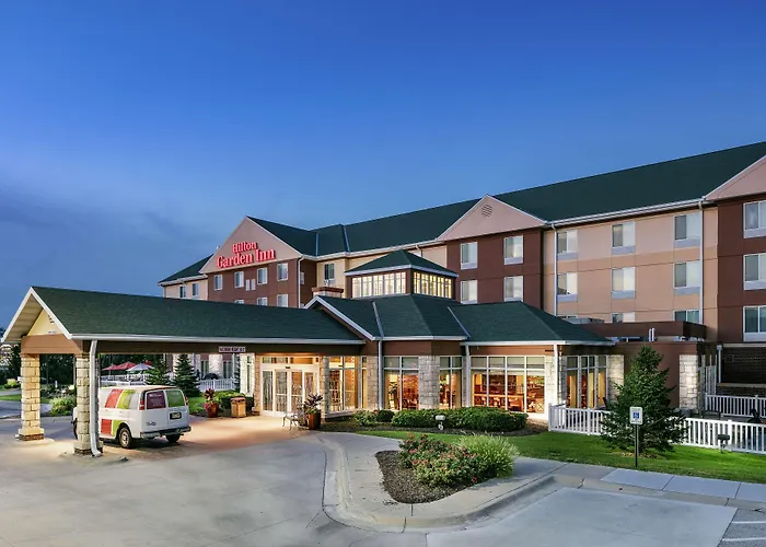 Hilton Garden Inn West
