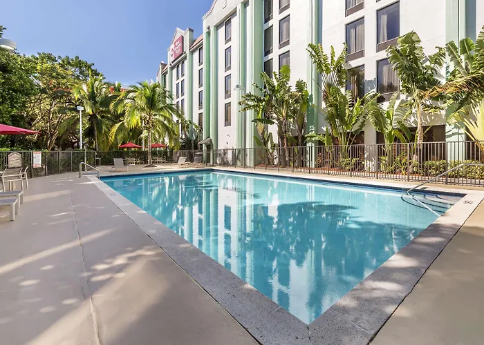 Best Western Plus Kendall Hotel & Suites The Crossings