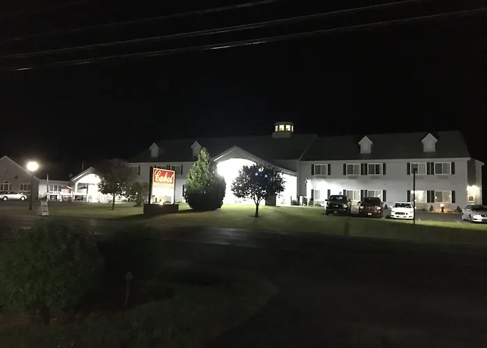 Cabot Inn & Suites Lancaster