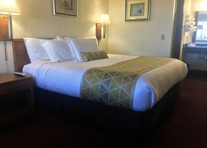 Westward Inn