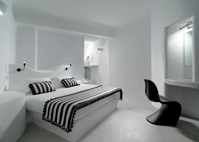 Tholos Resort Imerovigli 