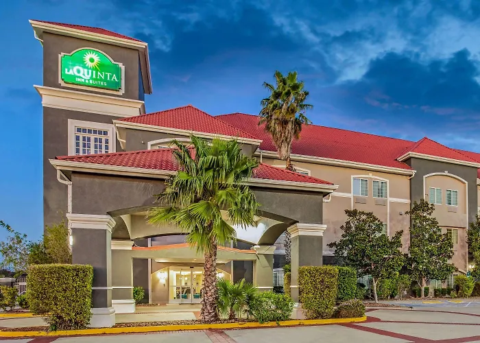 La Quinta By Wyndham Corpus Christi Northwest Hotel