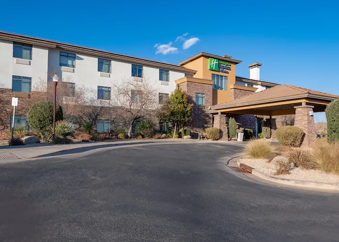 Holiday Inn Express & Suites St George North - Zion