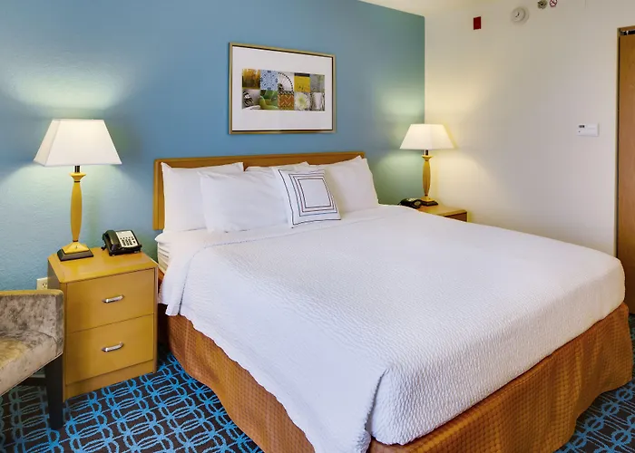 Fairfield Inn And Suites South Hill I-85