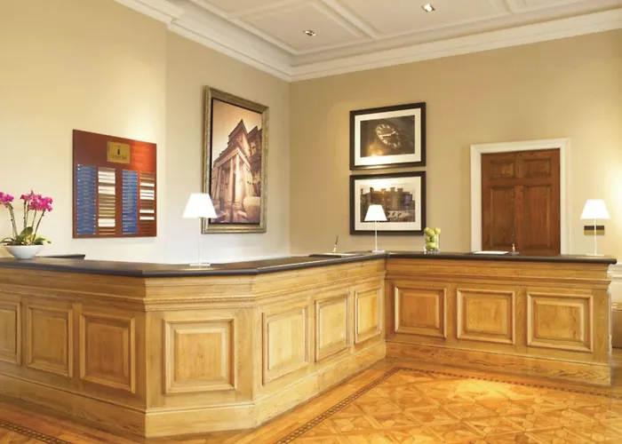 De Vere Cranage Estate Holmes Chapel