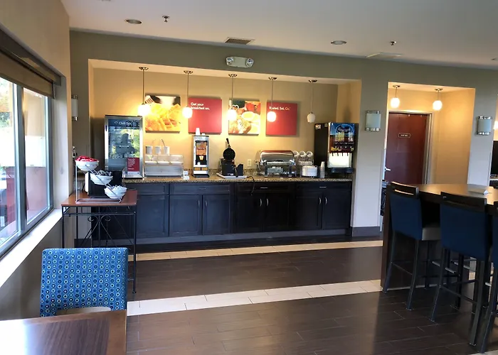 Comfort Suites South