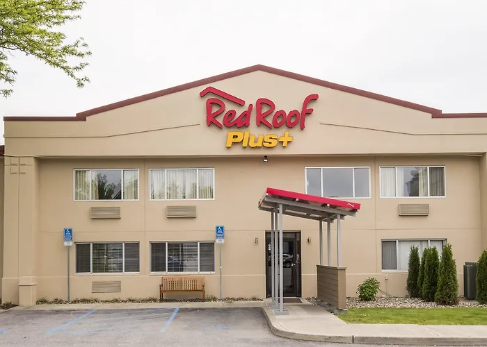 Red Roof Inn Plus+ Poughkeepsie