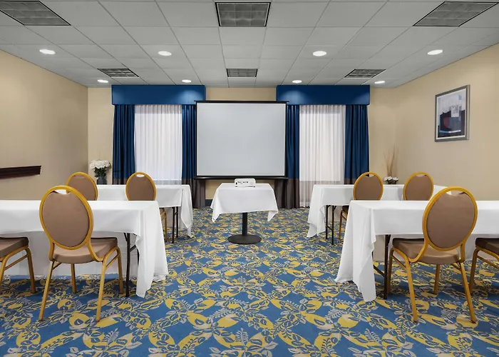 Hampton Inn Syracuse Clay Liverpool